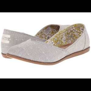 Toms Jutti Flats Size 7.5